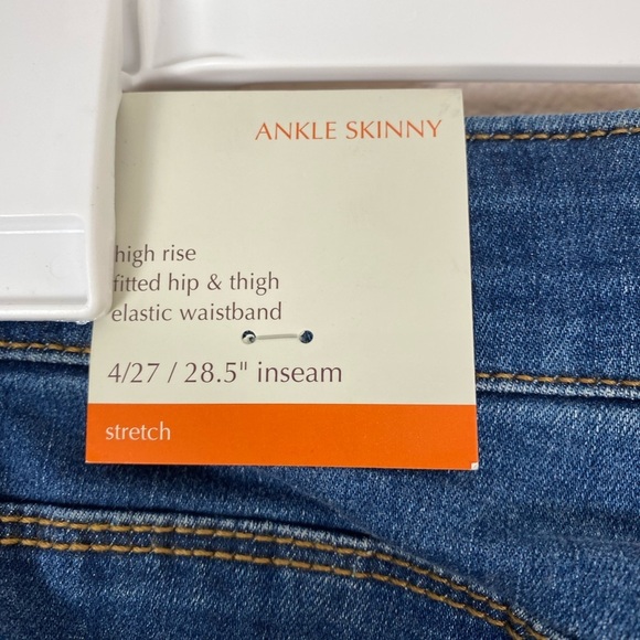 Knox Rose High Rise Ankle Skinny Jeans - Picture 3 of 10